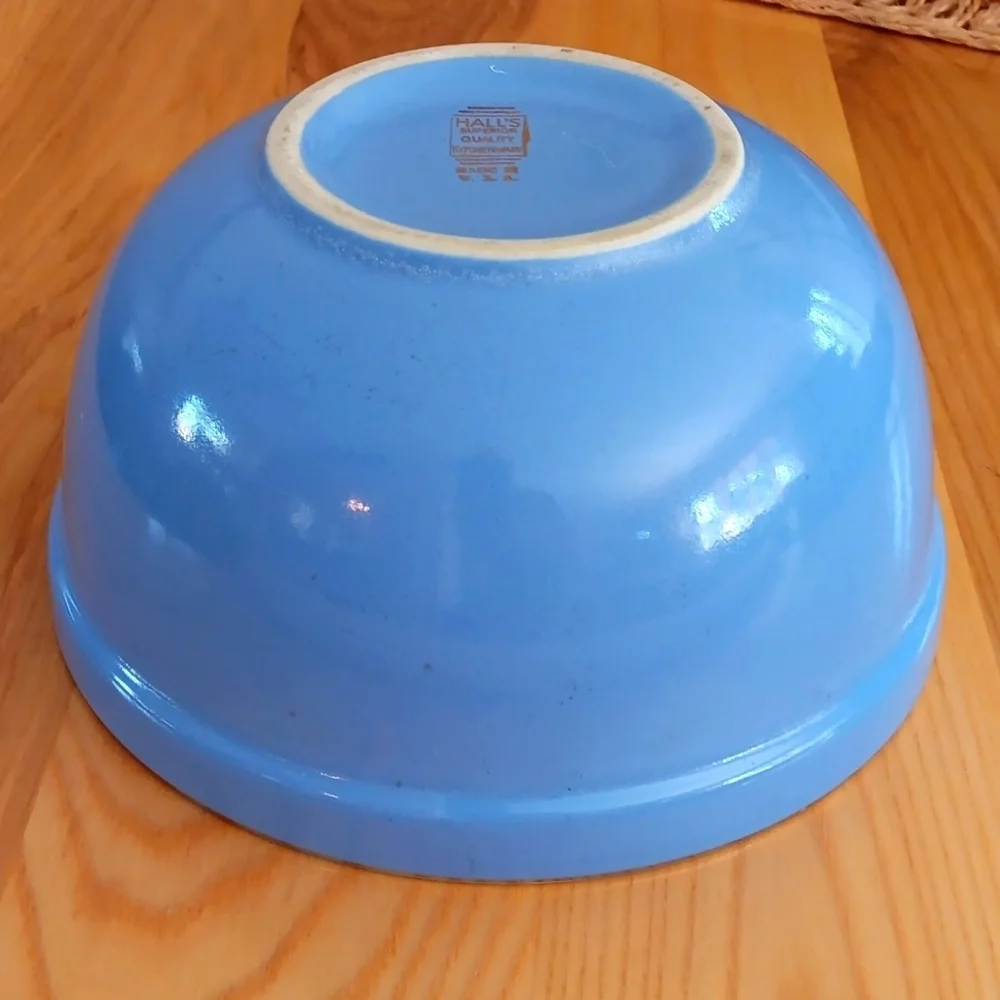 Hall's Superior Quality Kitchenware Large Mixing Bowl Blue Morning Glory Pattern